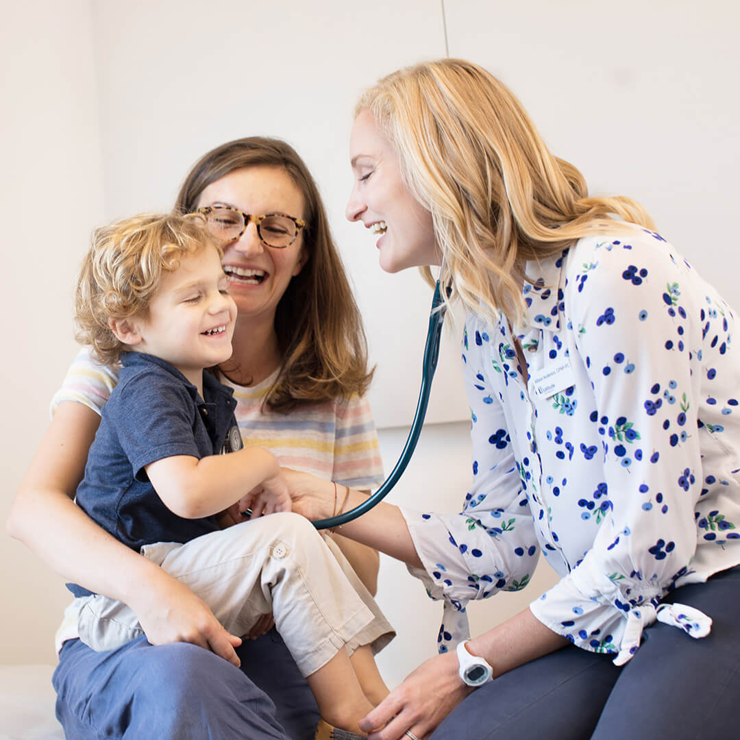 food expert allergy specialist helping treat a child for food allergies